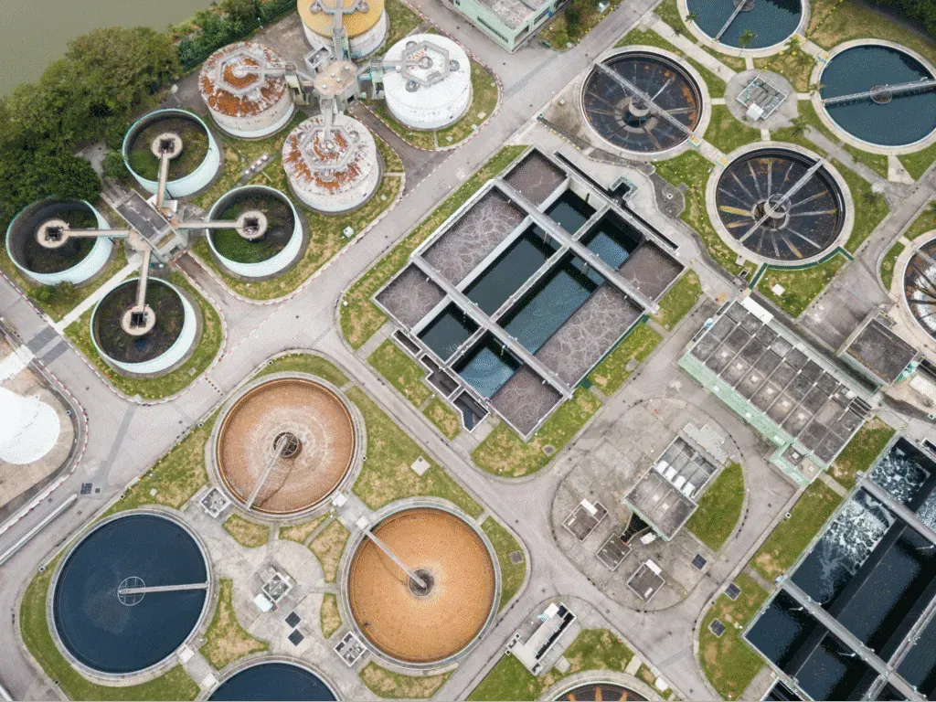 Aerial view of modern water treatment facilities and their filtering systems.